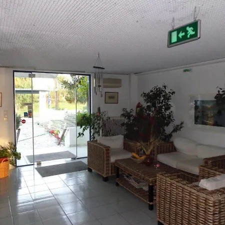 Porto Kairis Hotel 2*