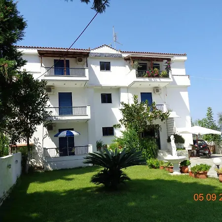 Porto Kairis Szálloda Oreí