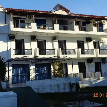 Porto Kairis 호텔
