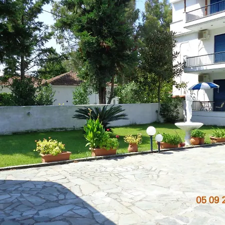 Porto Kairis Szálloda Oreí